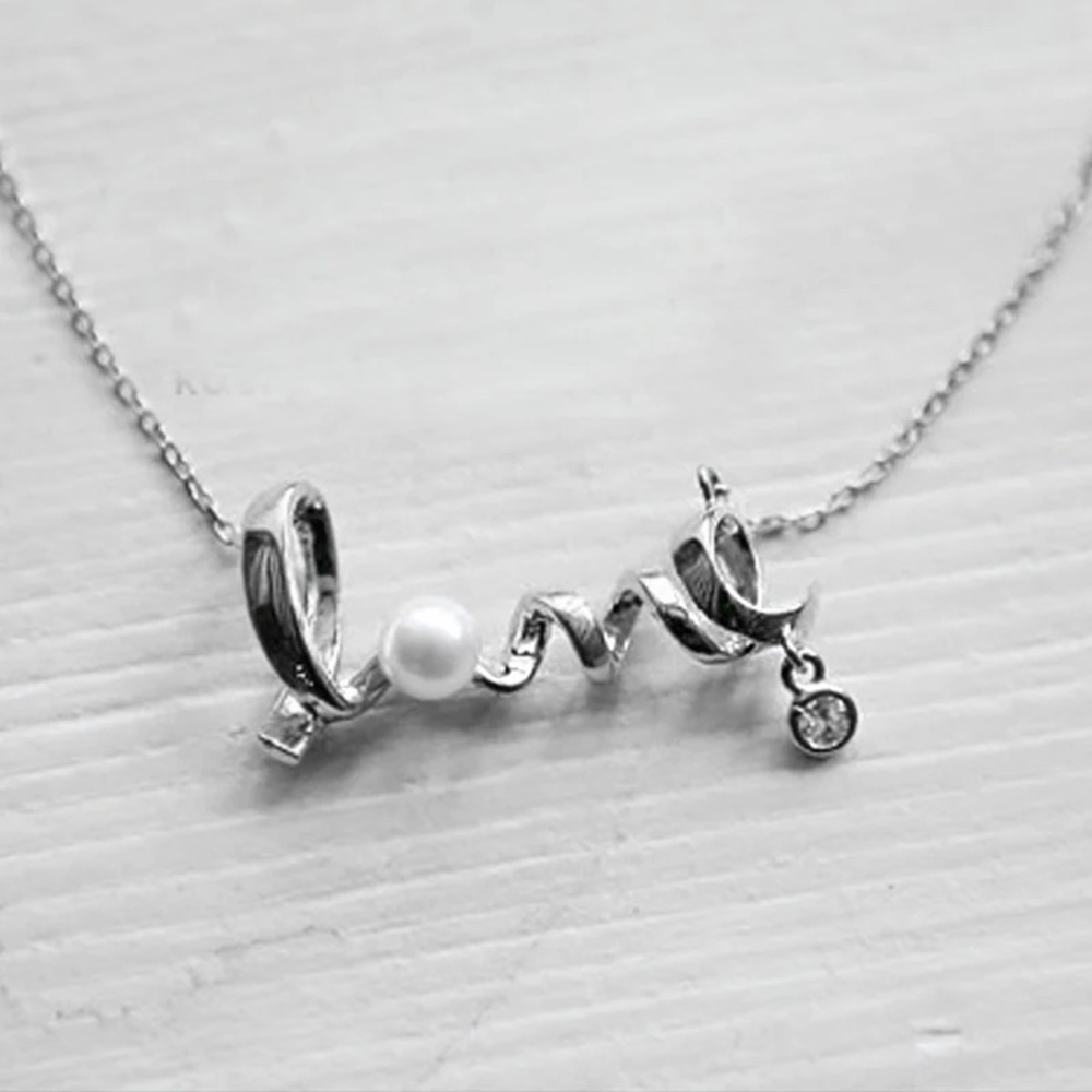 LOVE Pearl Pendant Necklace - Silver